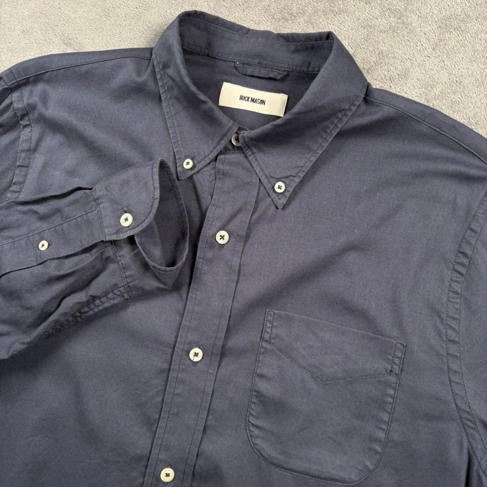 Buck Mason Shirt Mens Medium Blue Draped Twill One Pocket Button Up Long Sleeve